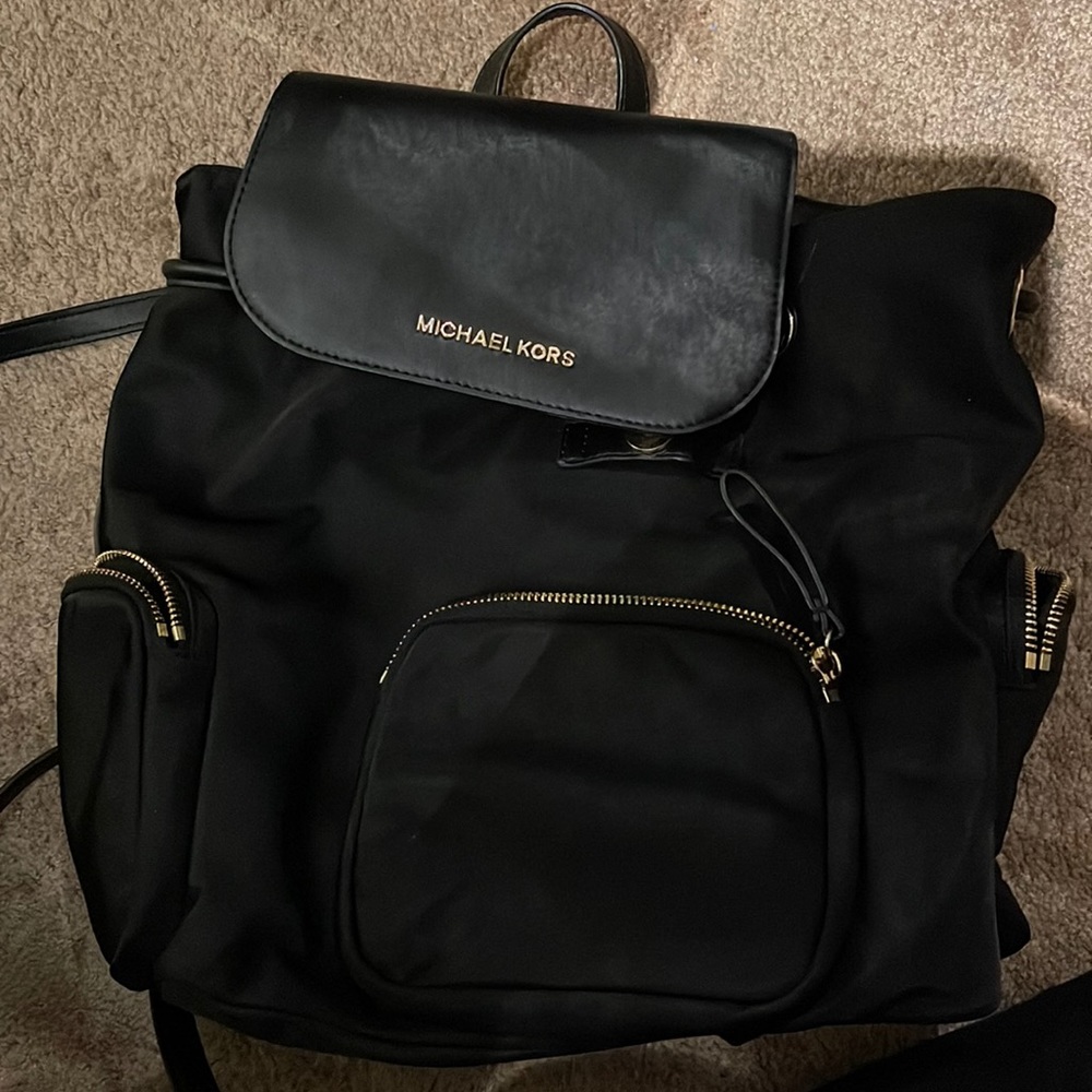 Medium size book bag Michael Kors black with gold zippers